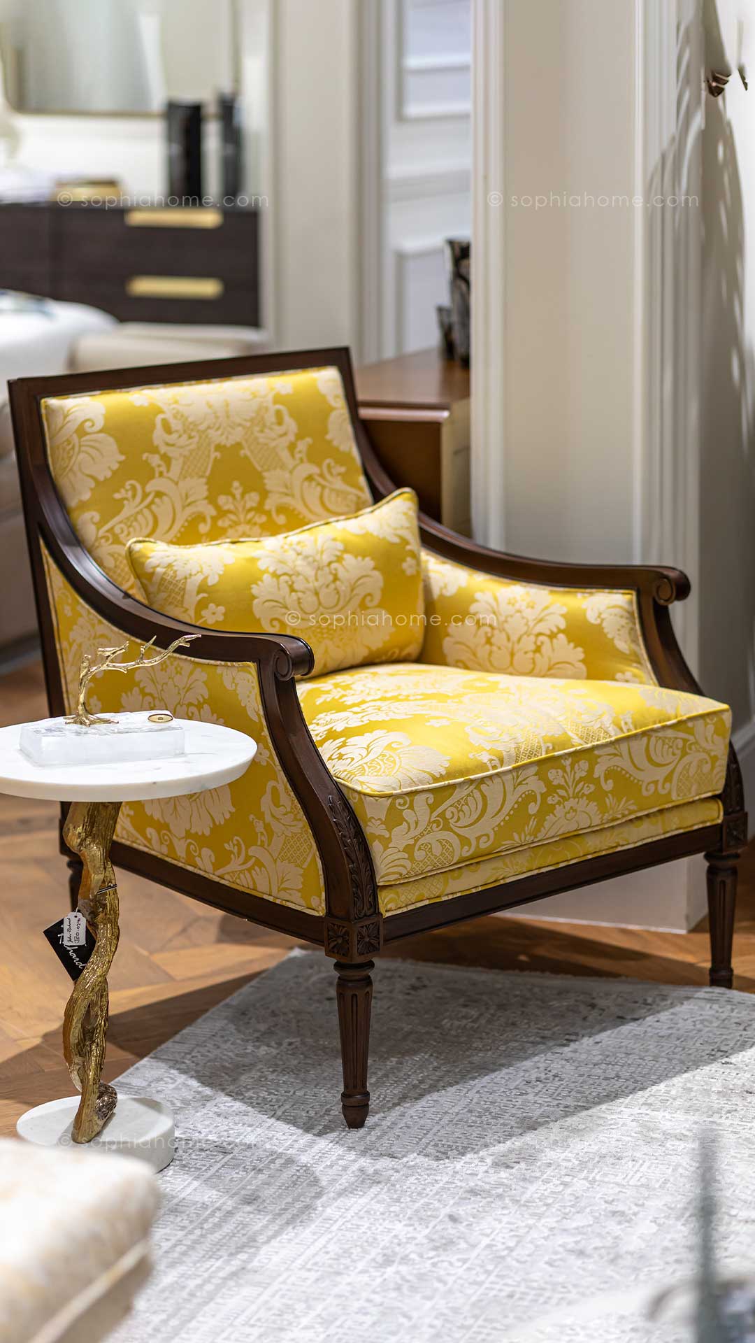 majlis-furniture-classic-Armchair-11