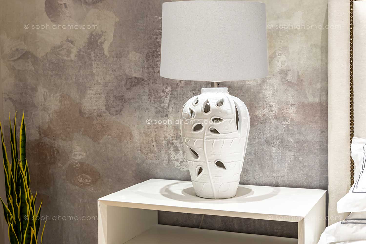 Bedroom-Table-Lamp-4