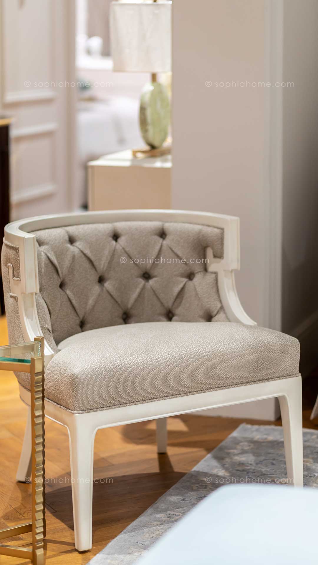 Living-room-furniture-Armchair-9